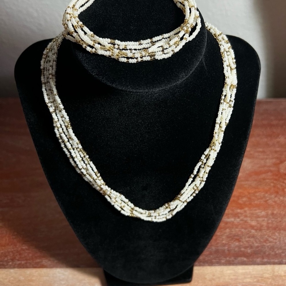 Vintage 1980’s Trifari White and Gold Seed Bead Necklace and Bracelet Set